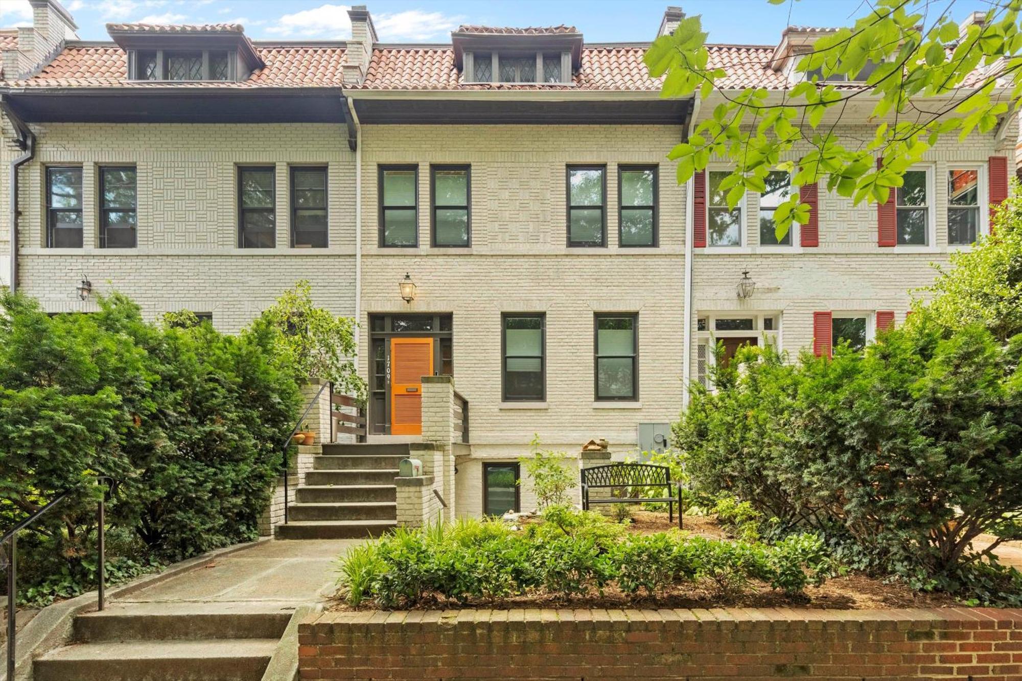 Cheery Flat In Adams Morgan - Mt Pleasant * Washington
